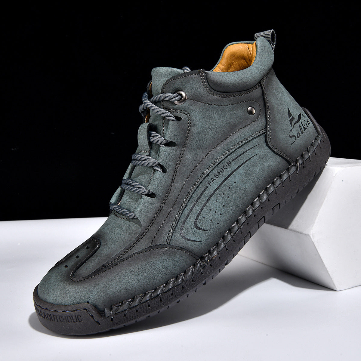 Plus-size Mens Fashion With Hand-stitched Soles