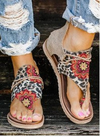 Large Size  Women Cross-border Lightweight Flat Sandals