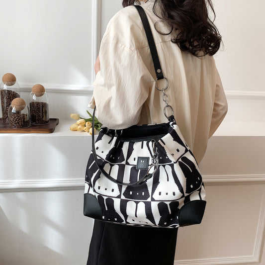 Women's Fashion Simple And Versatile Large Capacity Shoulder Bag