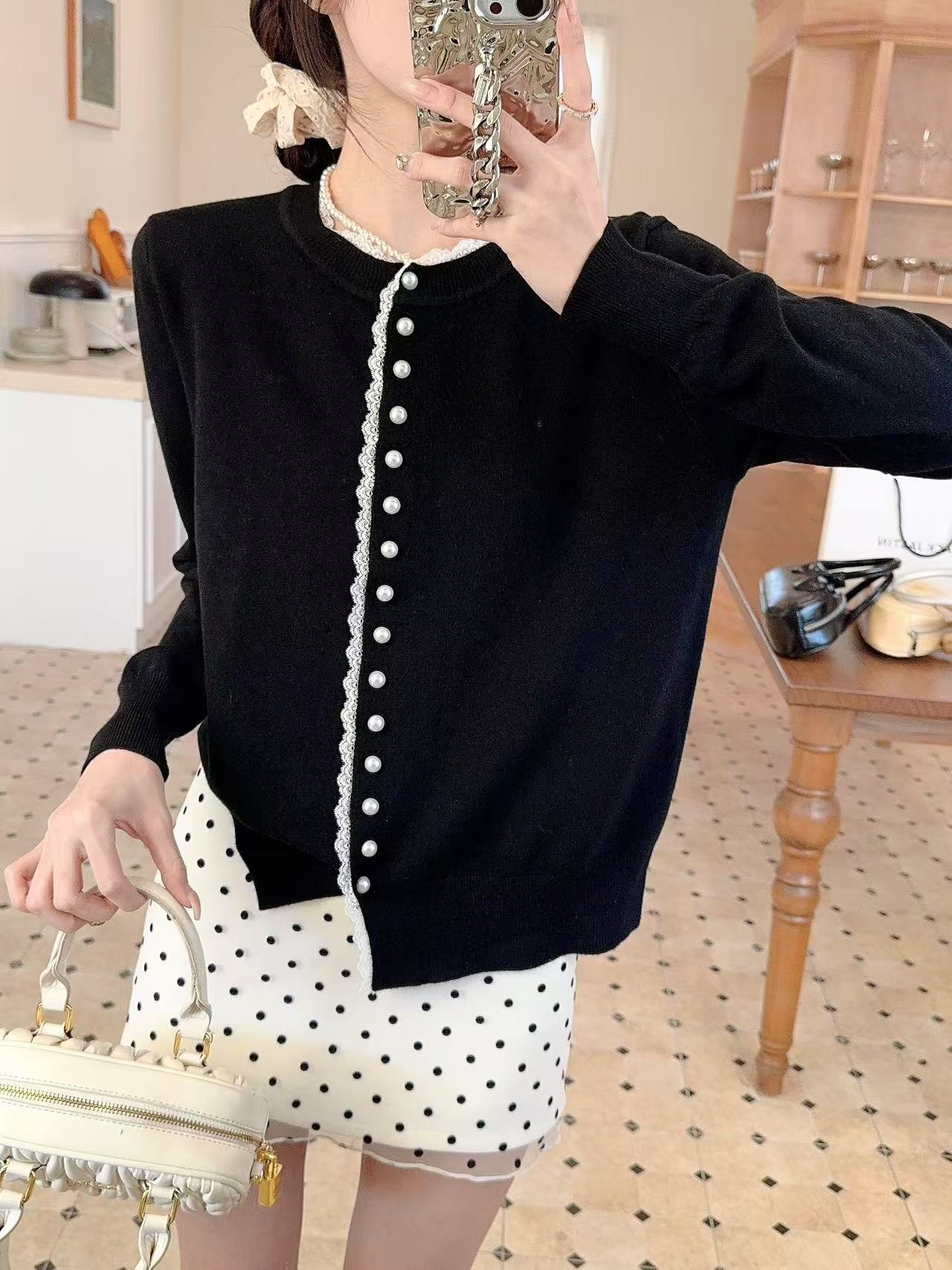 Women's Western Style Youthful-looking Chic Round Neck Long Sleeve Top