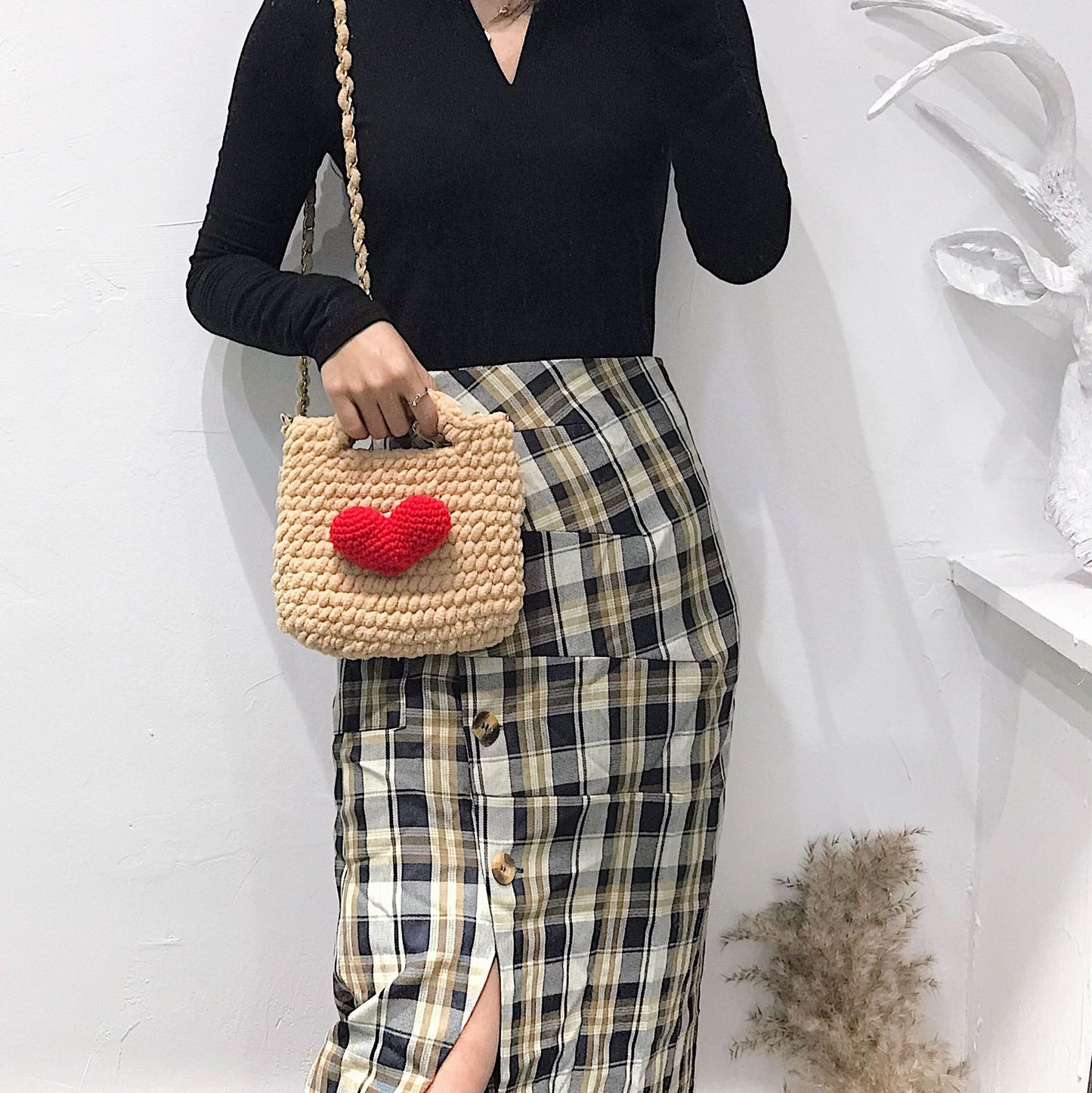 New Plush Hand-woven Small Fragrance Handbag