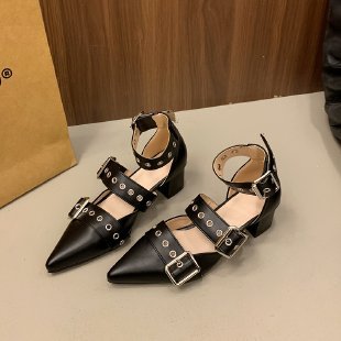 Retro Plus Size Fashion Pointed Toe Belt Buckle Women's Shoes