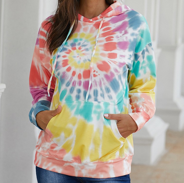 Dame løs tie-dye printet hættetrøje med lange ærmer