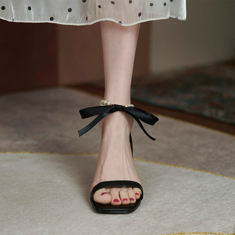 Fashion French Pearl Strap Leather Thick Heel Sandals Women