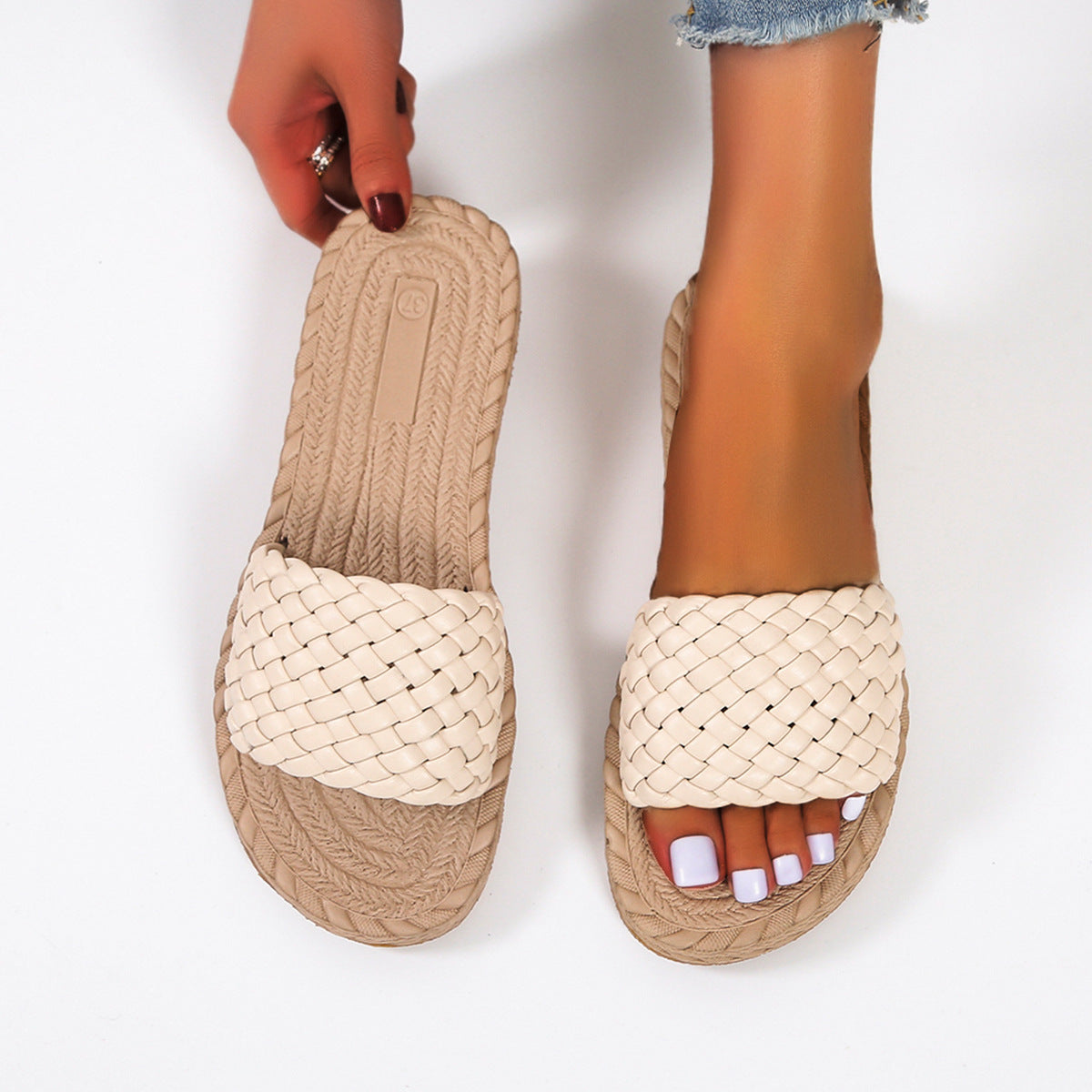 Women's Korean Style Flat Beach Flip Flop Sandals