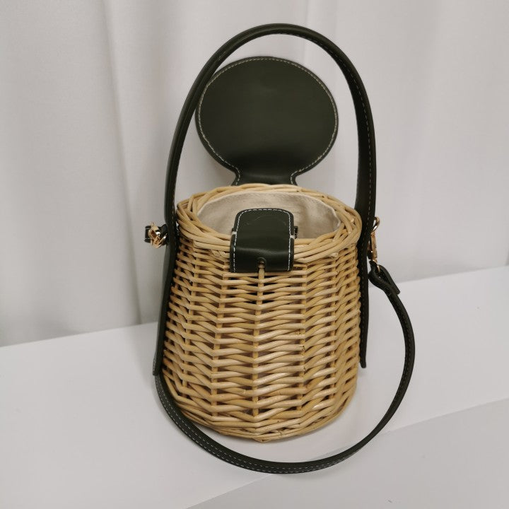 Beach Simple Rattan Shoulder Messenger Bag