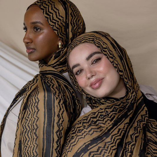 Creative Satin Polyester Printed Striped Scarf