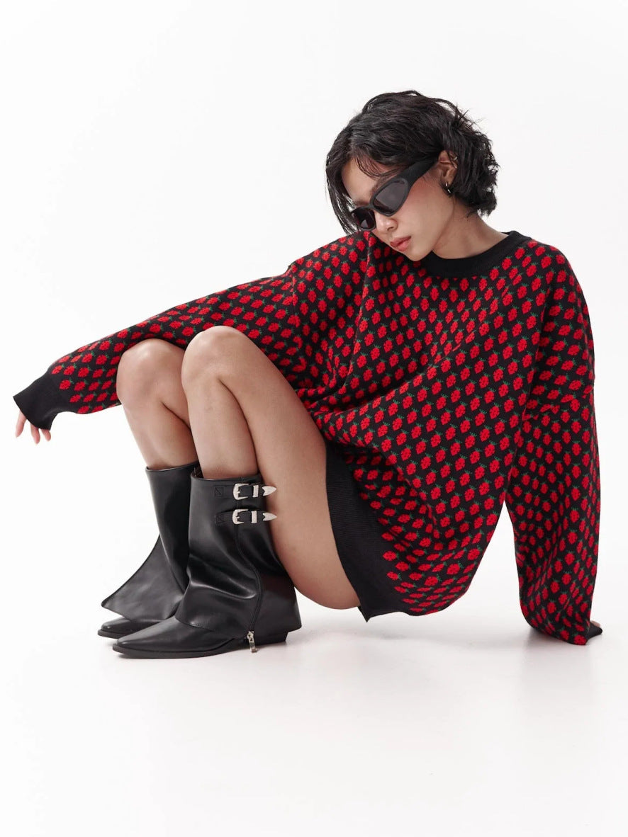 Leisure Pullover Strawberry Embroidery Contrast Color