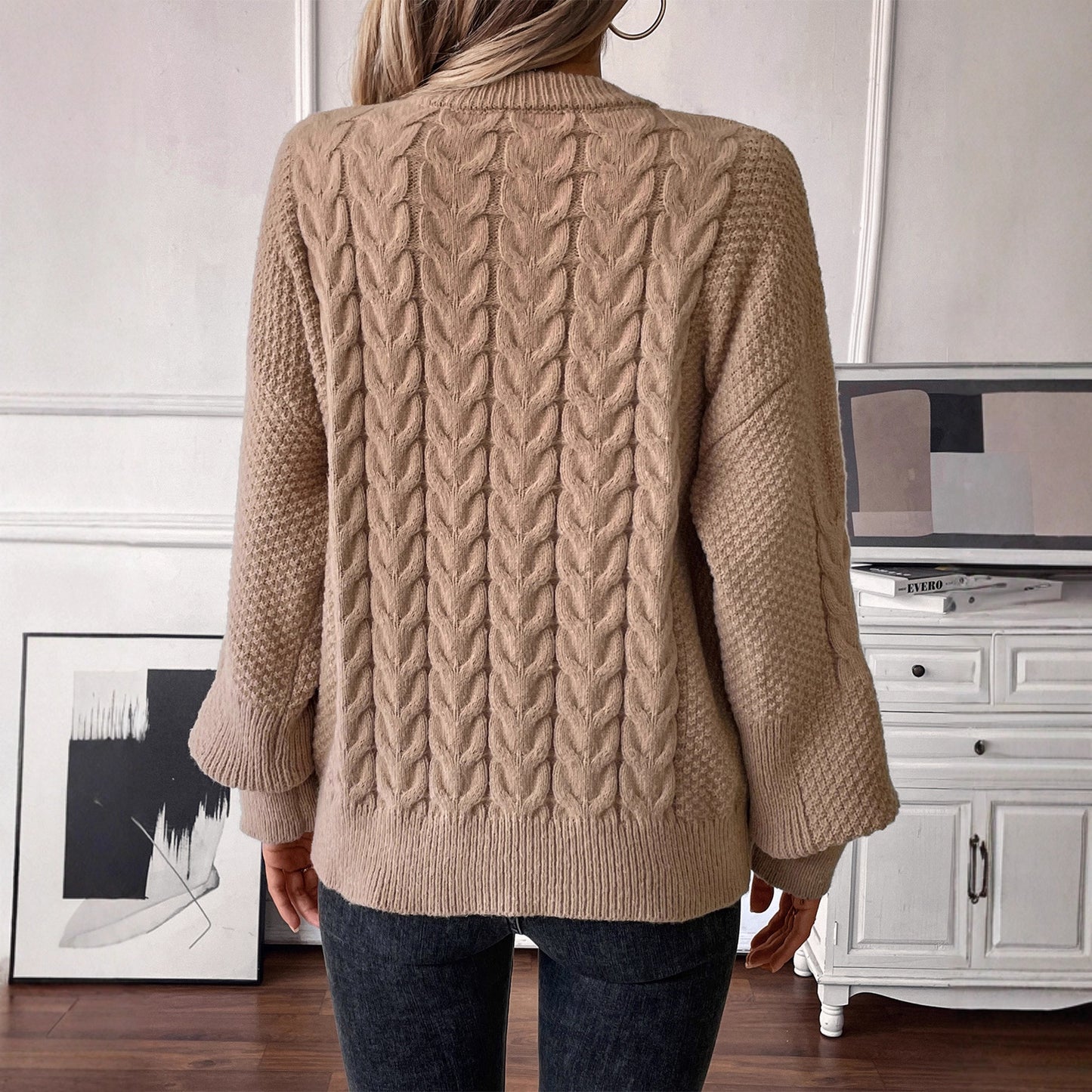 Women's Round Neck Solid Color Twist Casual Loose Sweater