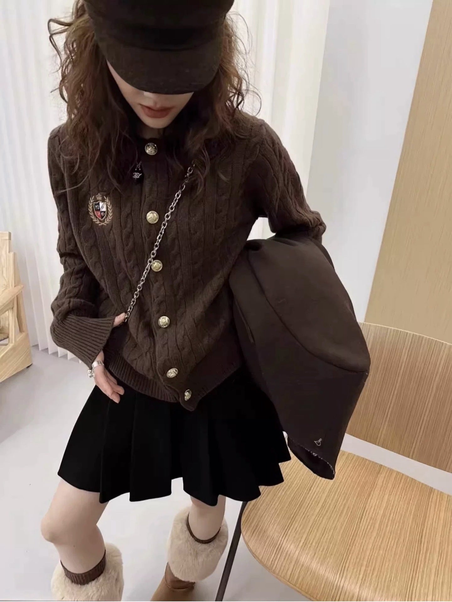 Round Neck Badge Knitted Cardigan Women's Sweater Jacket