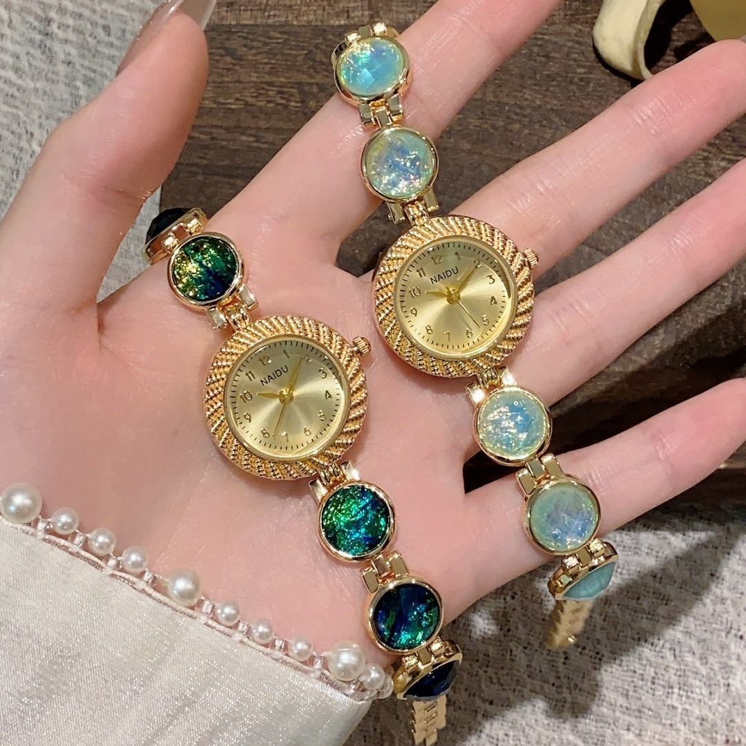 Dame Quartz Ur Med Elegant Design