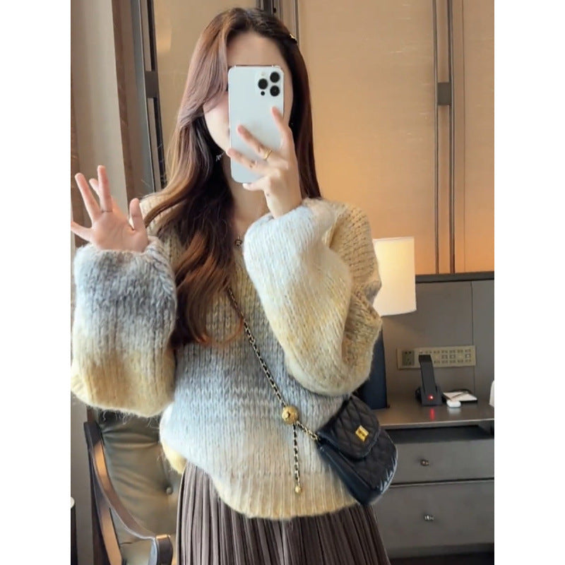 Lazy Fashion V-neck Striped Gradient Sweater