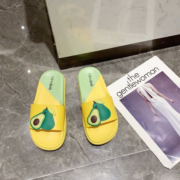 New Summer Fashion Home Slippers In Bathroom
