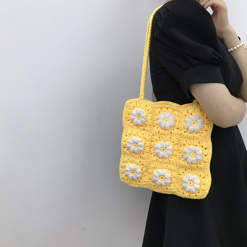Small Daisy Oblique Crochet Shoulder Knitted Woolen Bag