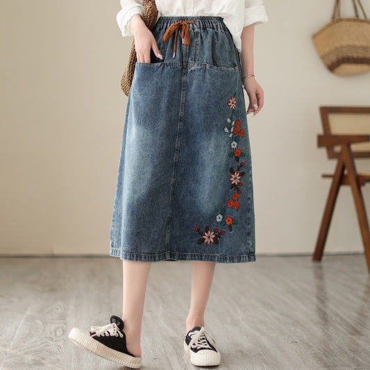 Vintage Embroidered Hole Denim Skirt Spring And Autumn New Style
