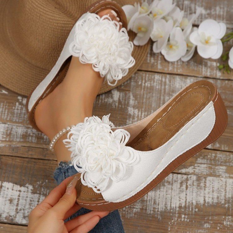 Plus-size Summer Wedge Mule Sandals With A Fish-mouth Toe Ankle Strap And Floral Design For Outdoor Wear