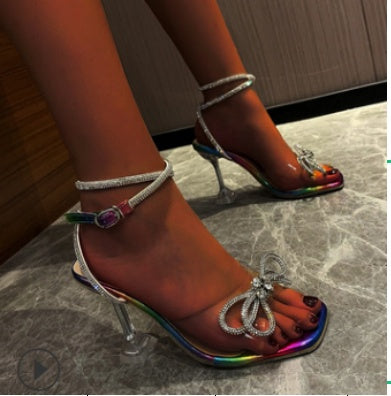 Sandals With Stiletto Heels Tied With Fish Mouth