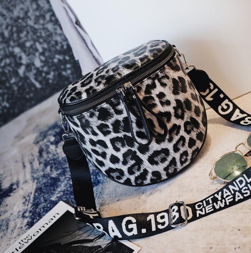 PU Casual Large Capacity Semicircle Saddle Bag