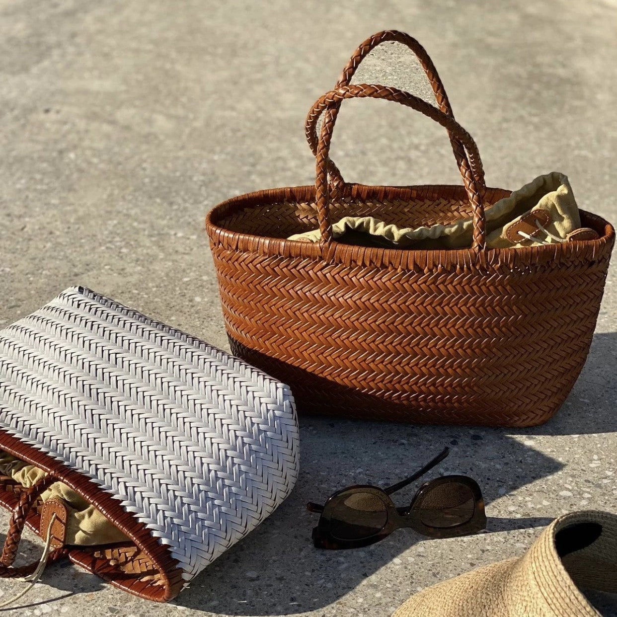 Women's Vintage Leather Shoulder Basket Bag