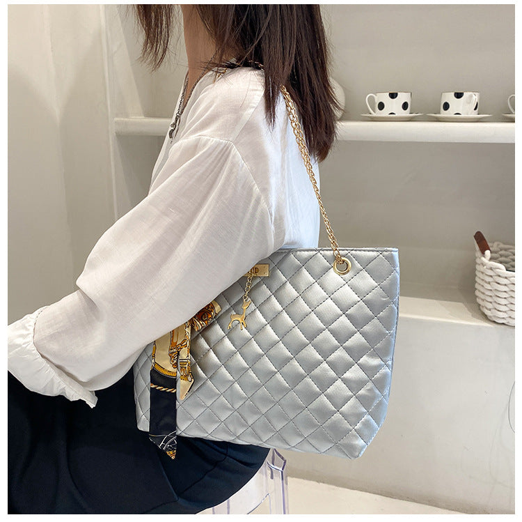 Ladies Lingerie Underarm Silk Scarf One Shoulder Messenger Bag