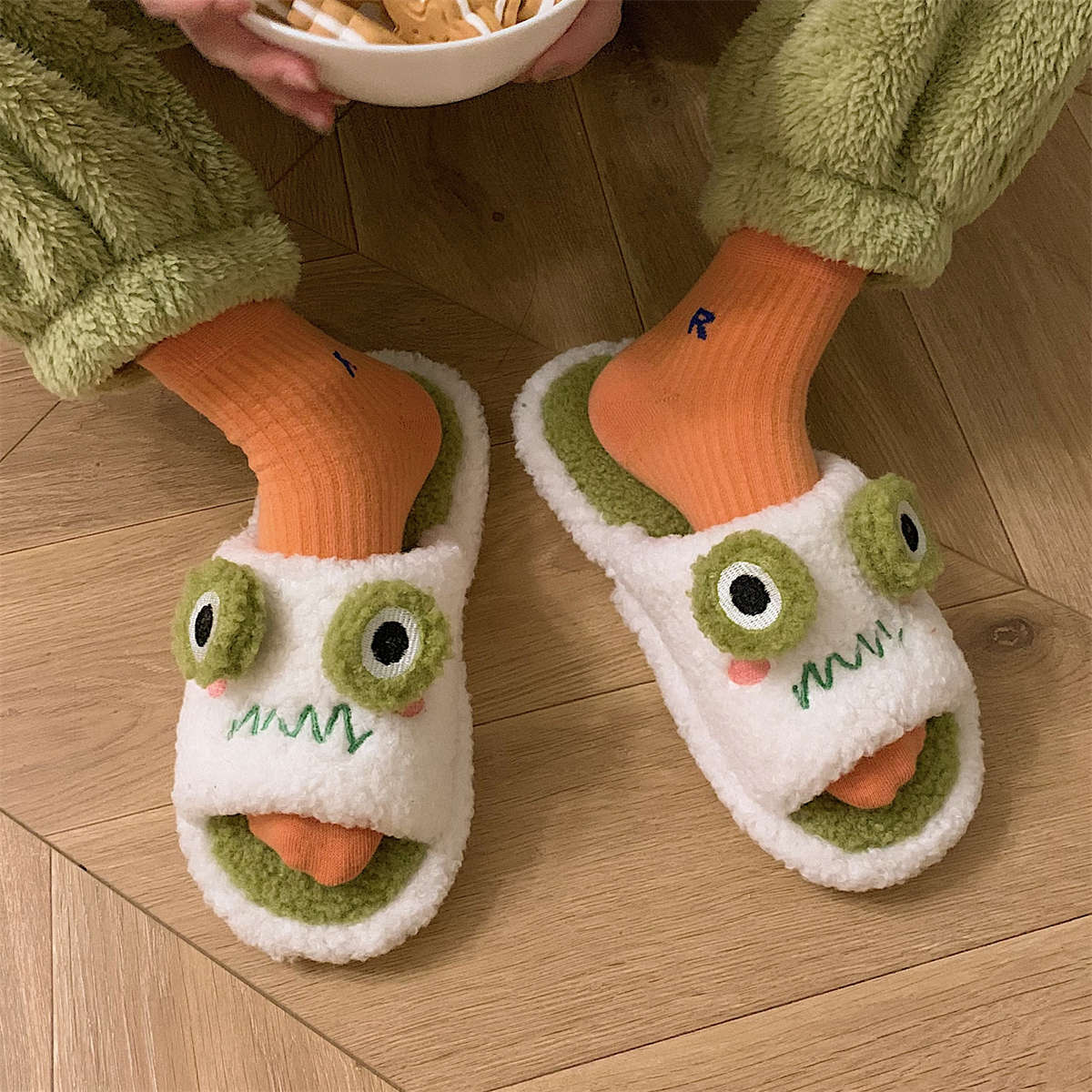Women's Fashion Home Personality Warm Plush Shoes