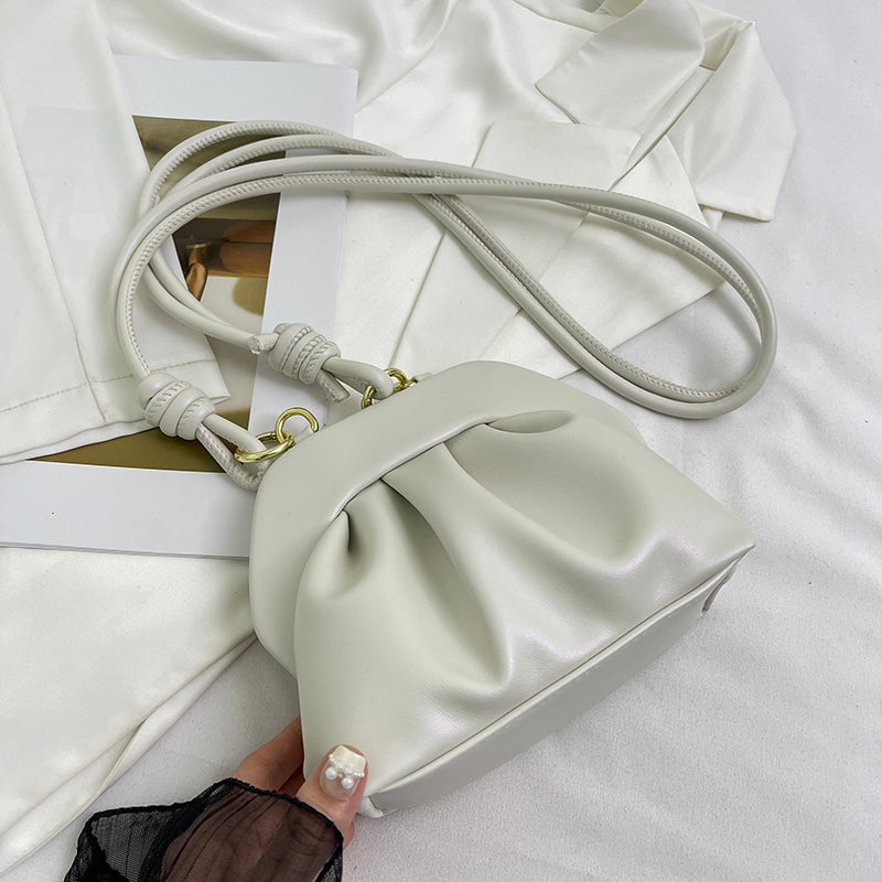 High-grade Silver Shell Shoulder Messenger Bag