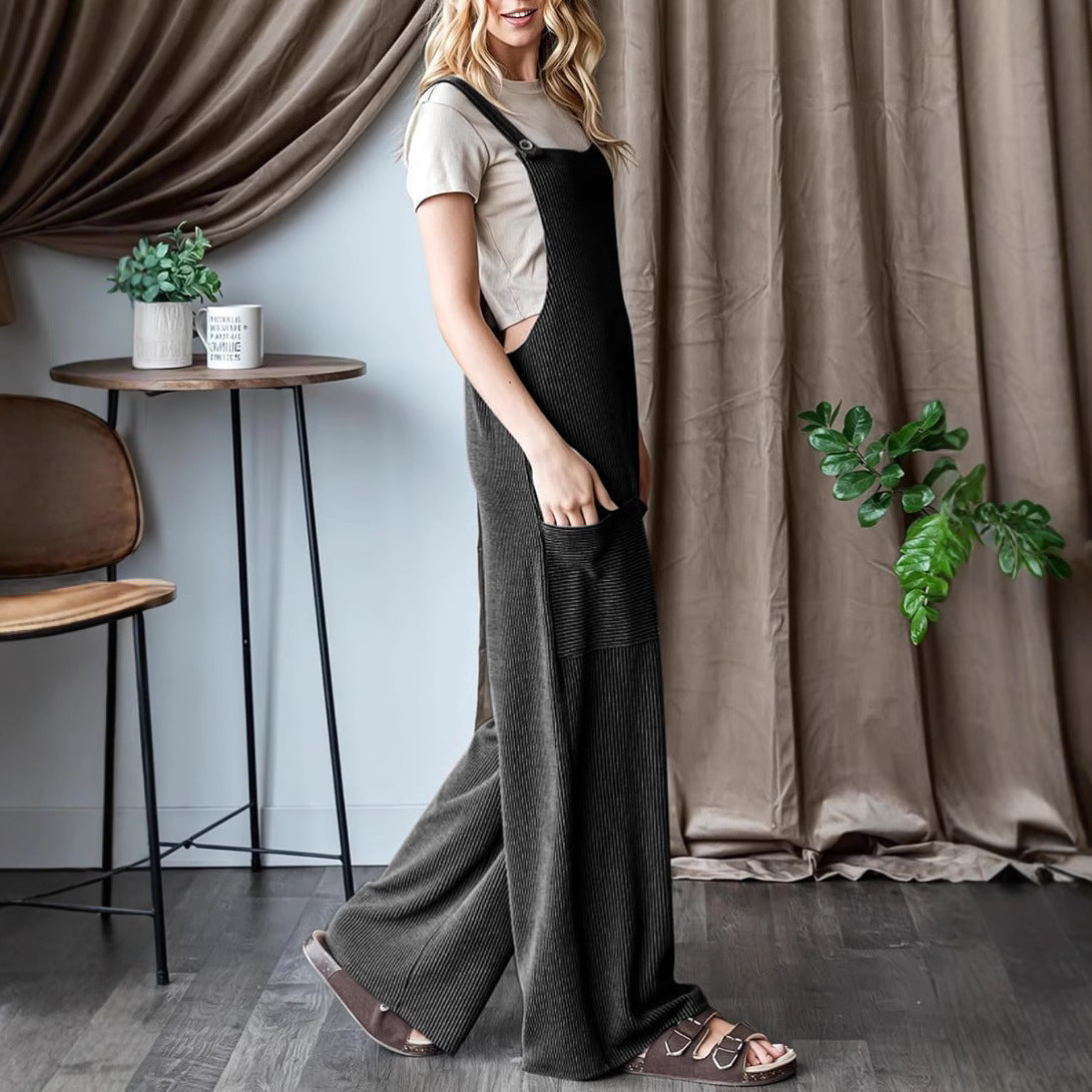 Jumpsuit til kvinder med justerbart spænde og lommer