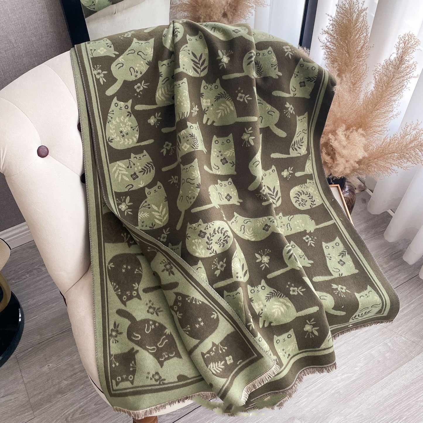 Cute Cat Thickening Thermal Soft Jacquard Scarf