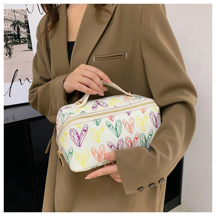 New Good-looking Graffiti Cosmetic Bag Portable Large Capacity Travel Convenient Handbag