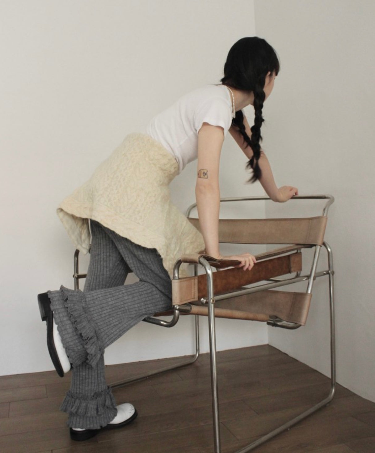 Simple Sunken Stripe Knitted Pleated Layers Of Lace Slim Fit Slimming Bootcut Pants
