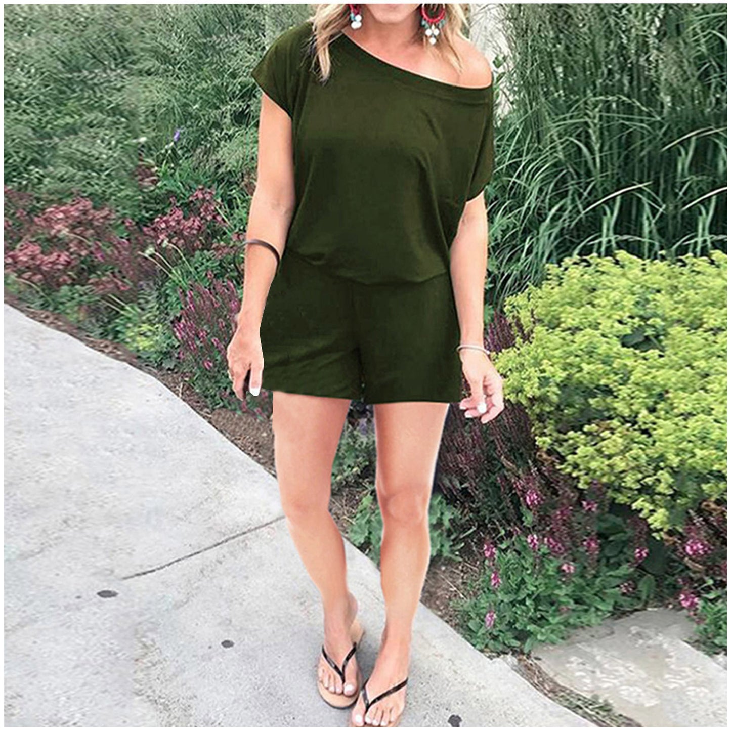 Women's Solid Color Loose Fashion Diagonal Shoulder Short-sleeved Jumpsuit