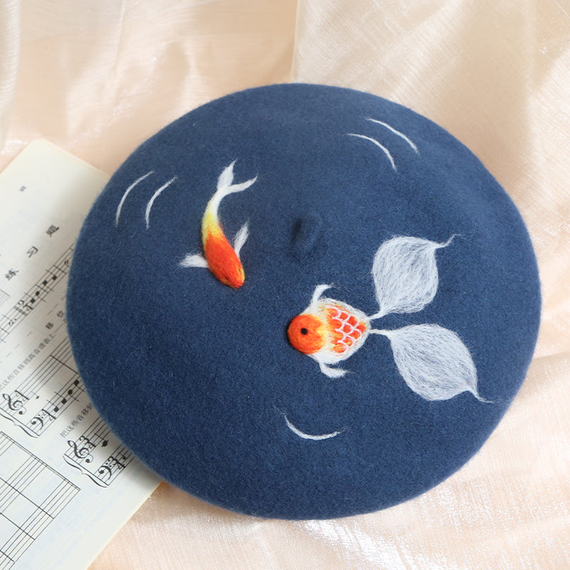 Small Design Wool Felt Beret