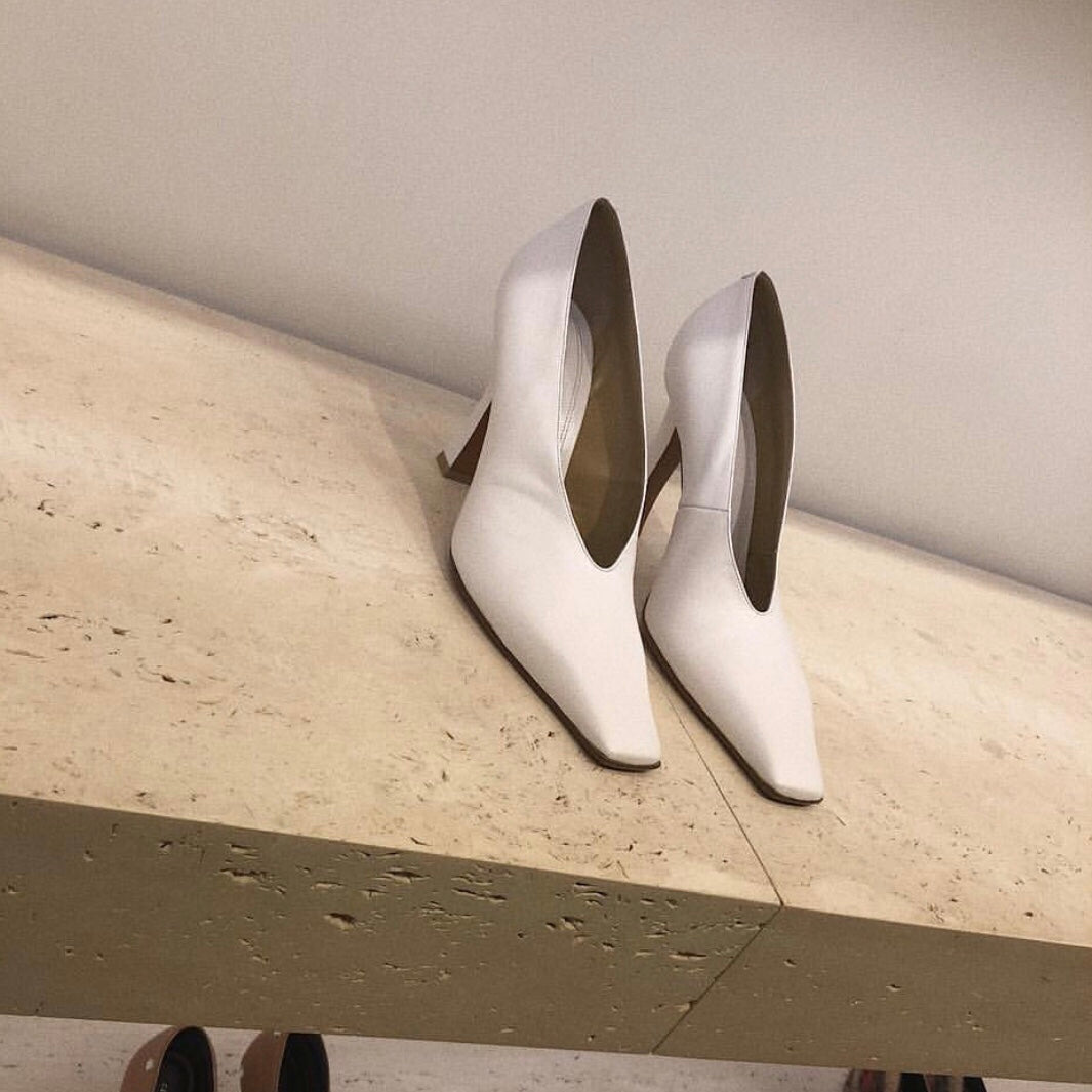 V Mouth Leather White Temperament Square Toe High Heels
