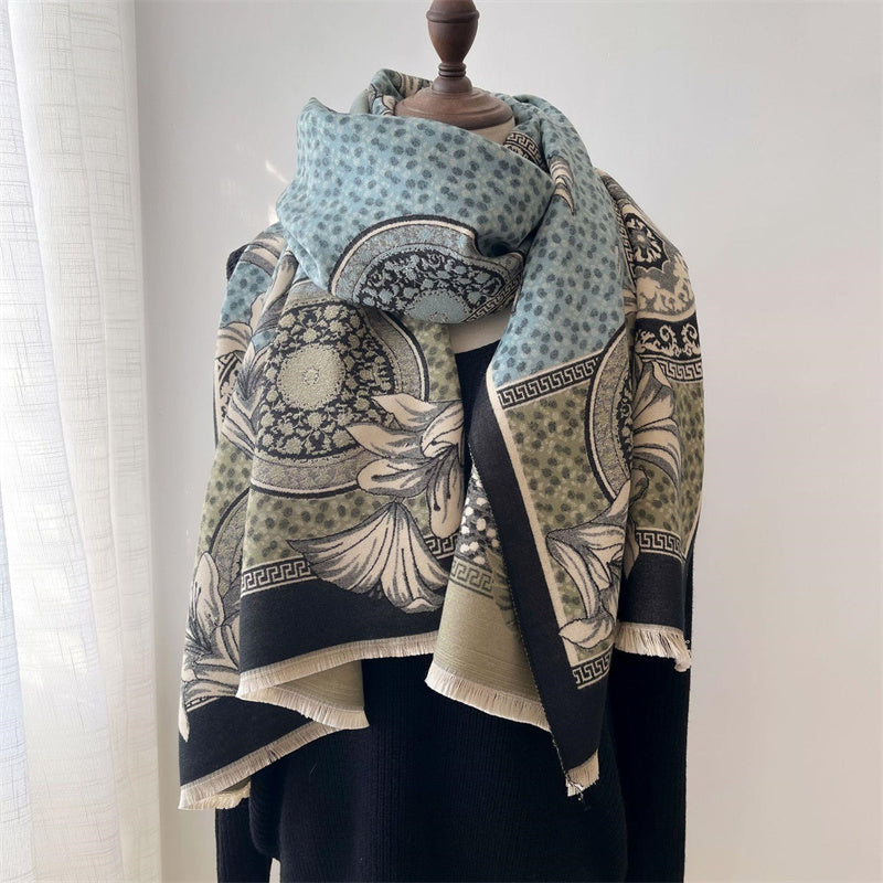 Women's Simple Thickened Warm Reversible Scarf