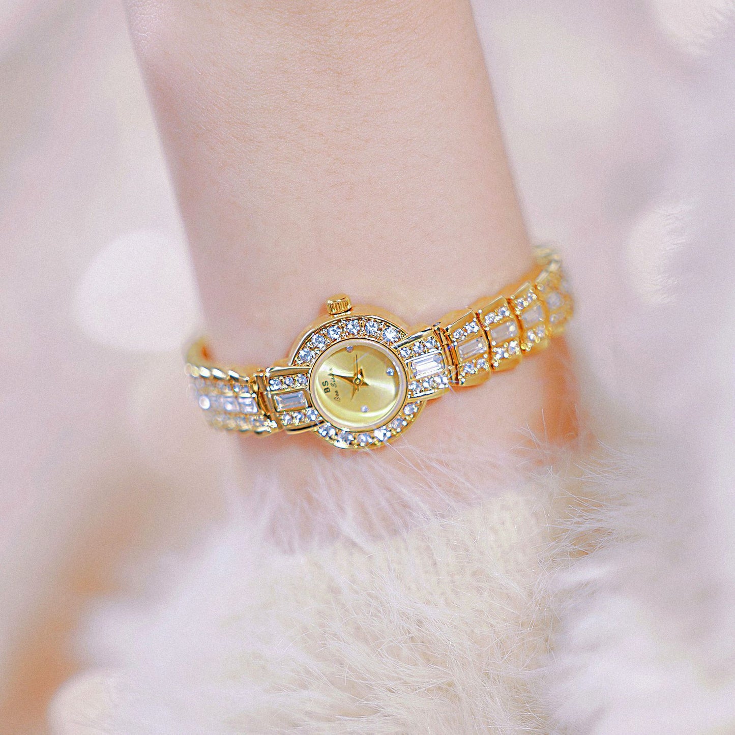 Middle-ancient High-grade Sense Mild Luxury Retro Bright Compact Temperamental 4