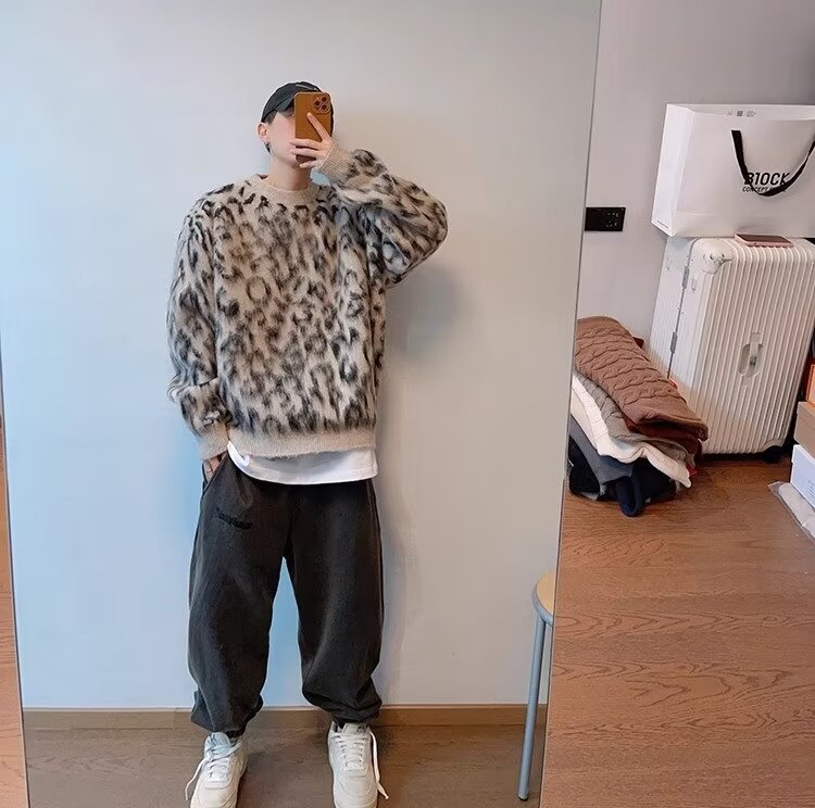 Retro Contrast Color Leopard-print Sweater Warm Boys