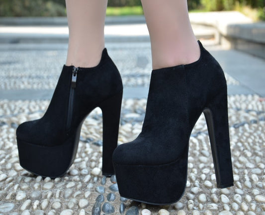 Rough High-heeled Frosted Ladies Martin Boots