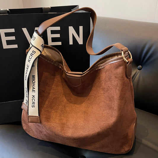 Casual All-match Matte Texture Shoulder Messenger Bag
