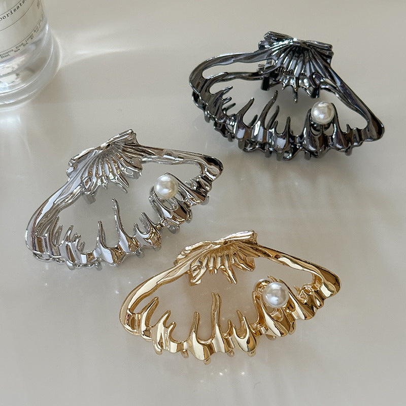 Luksuriøs Hårklemme med Metallisk Udhulet Design