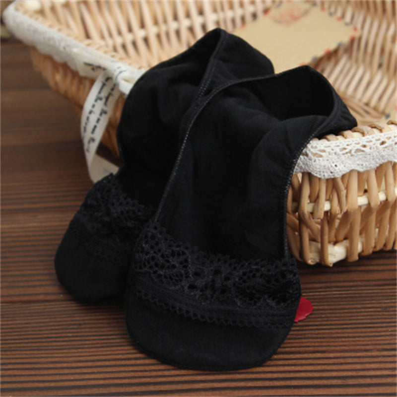 Women's Fashionable Shallow Invisible Lace Boat Socks