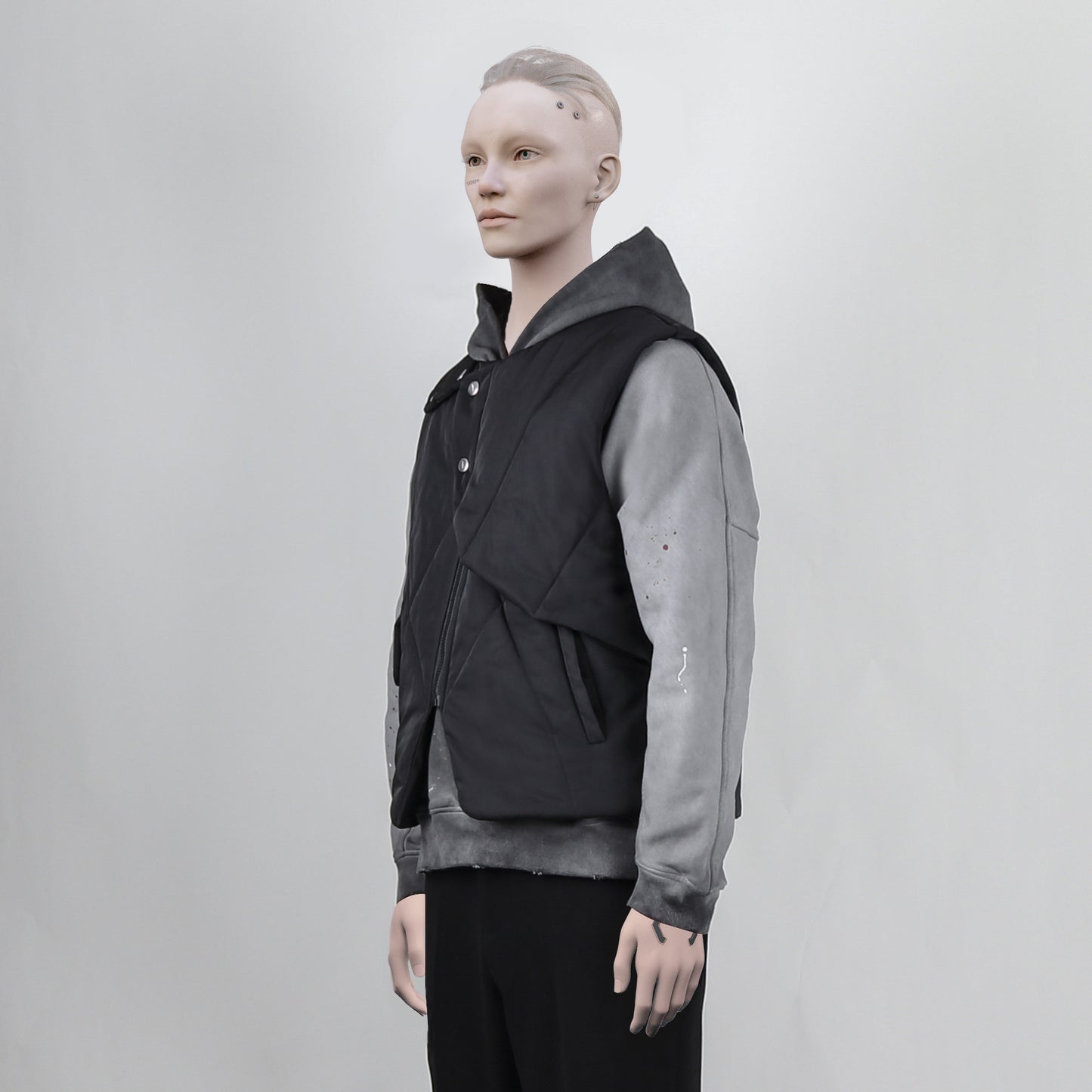 Irregularly Deconstructed Nylon Buckle Cotton Horse