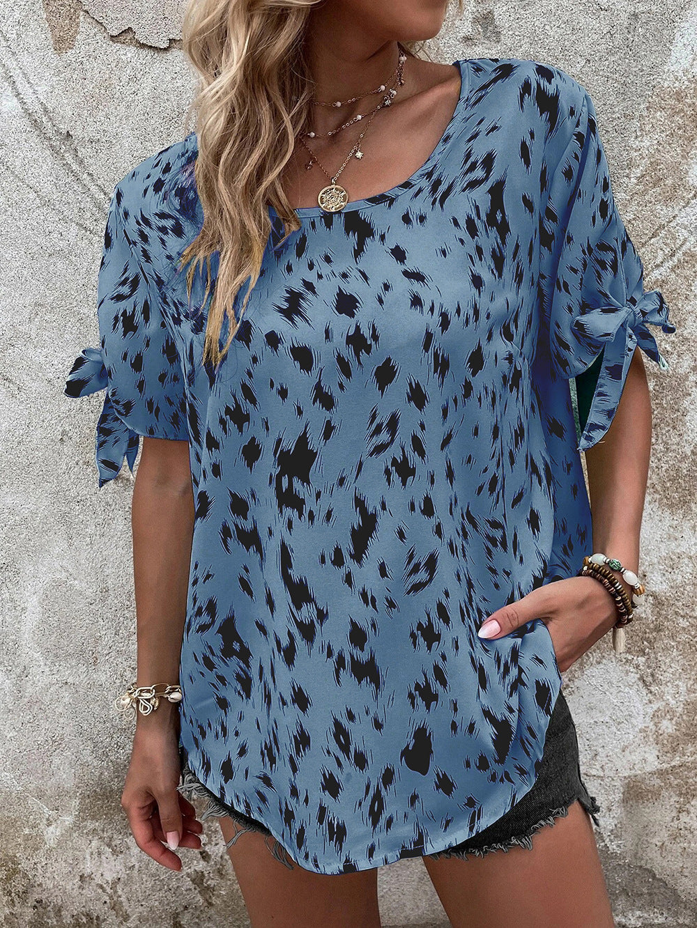 Round Neck Lace Up Leopard Print Women's Blouse Temperament Leisure Top