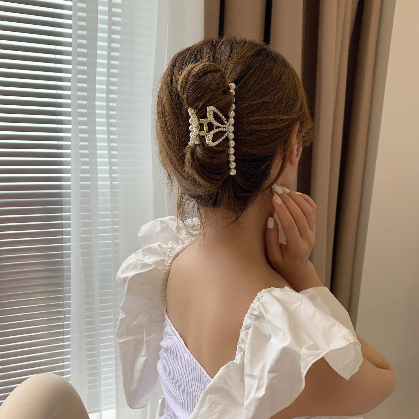 Pearl Bunny Ears Clip Female Large Back Head
