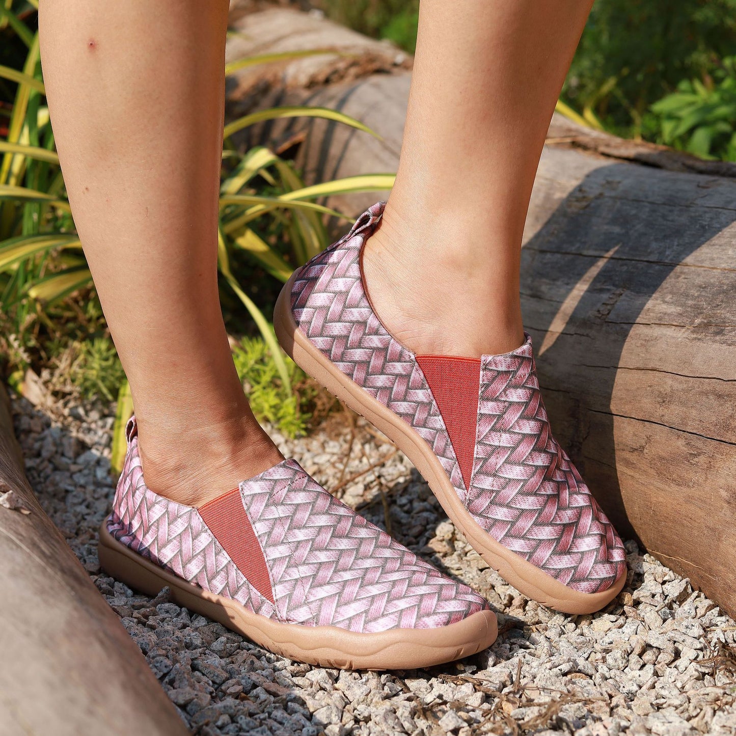 Autumn Holiday Day Travel Slip-on Comfortable Cloth Shoes