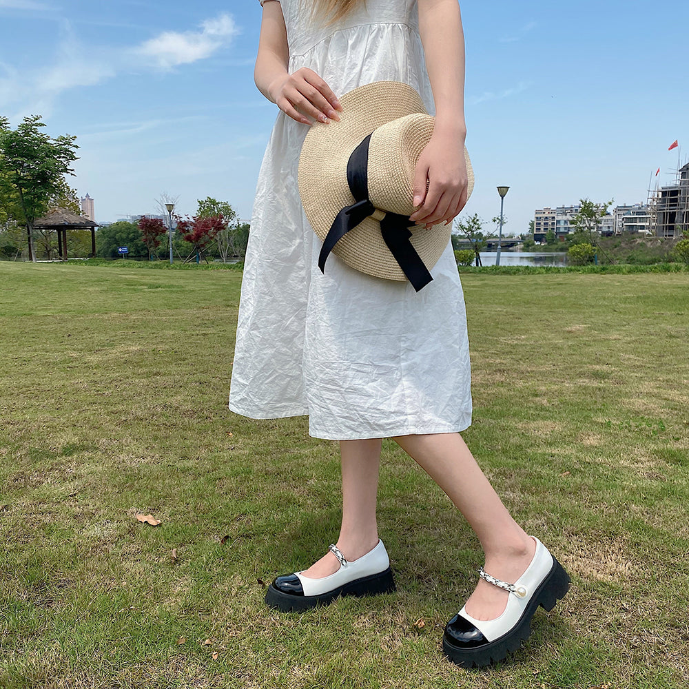 Spring And Summer Round Toe Chain Platform Small Leather Shoes