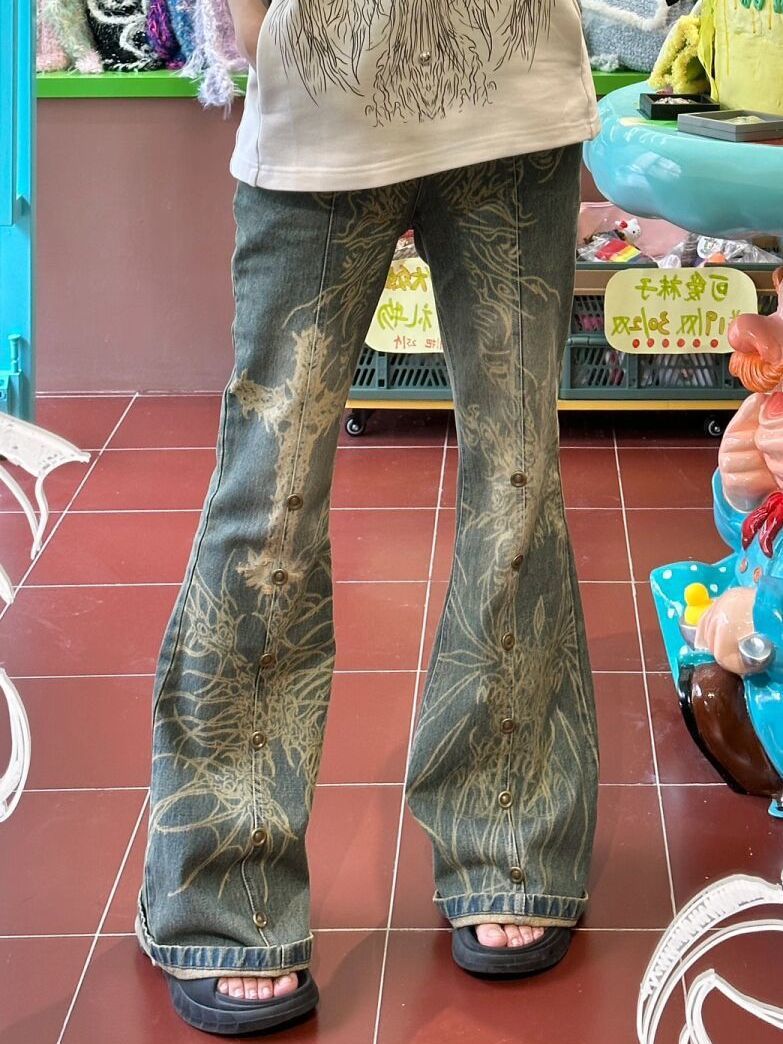 Washed Old Tattoo Slightly Flared Jeans Women