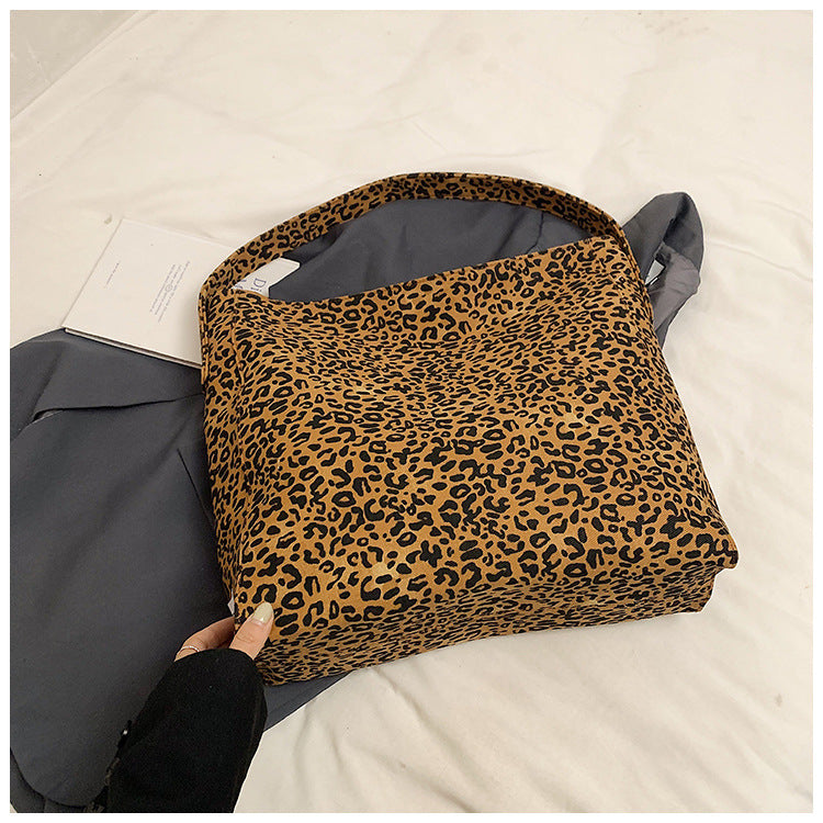 Dame leopardprint mulepose med stor kapacitet