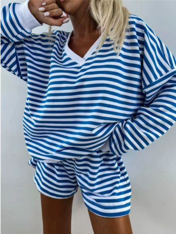 Women's Two-Piece Set Long-Sleeve V-Neck Loose Top And Athletic Shorts