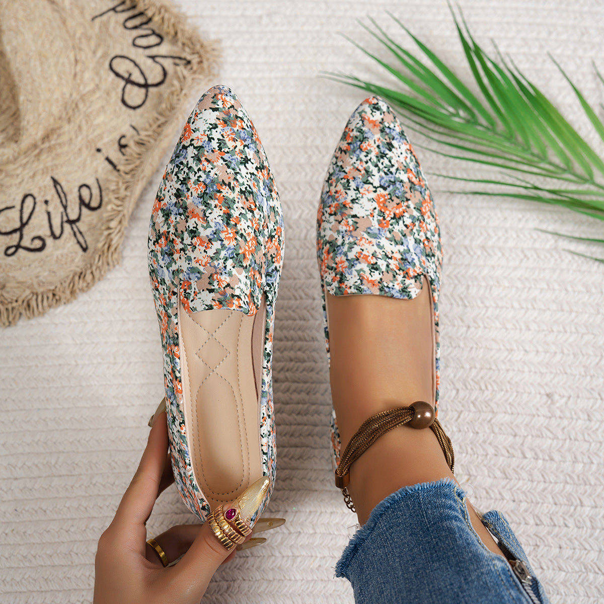 Printed Shallow Mouth Pointed Flat Large Size Women's Shoes