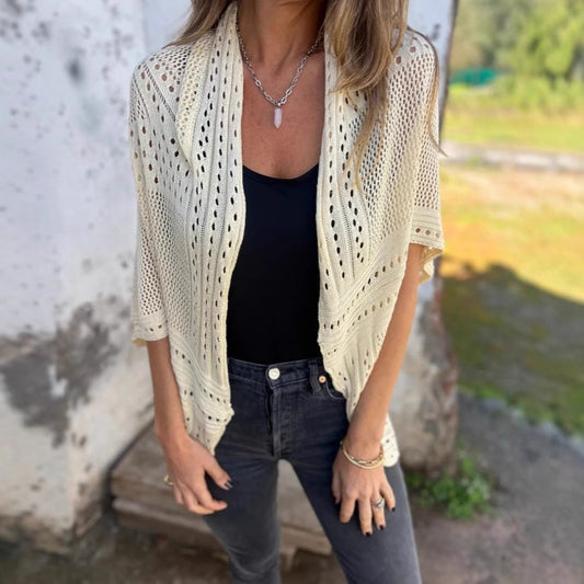Gennembrudt halvlangærmet strikket cardigan